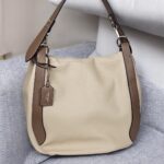 Bolsa de Ombro Veryrio PU - Bege (Ref. 3676b)
